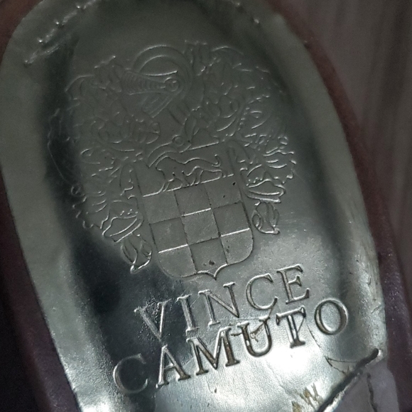 Vince Camuto Leather Heels - Picture 4 of 5